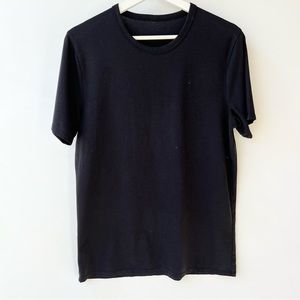 Lululemon black relaxed T-shirt